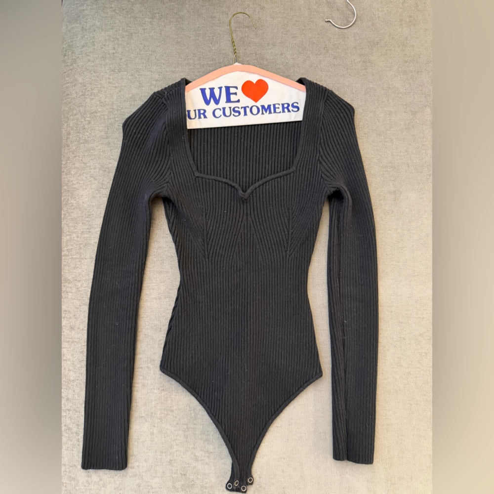 Abercrombie and Fitch Ribbed Sweetheart Bodysuit